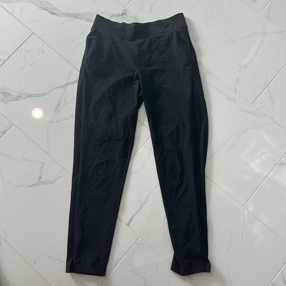 Black Athleta Brooklyn Ankle Pant 2 jogger